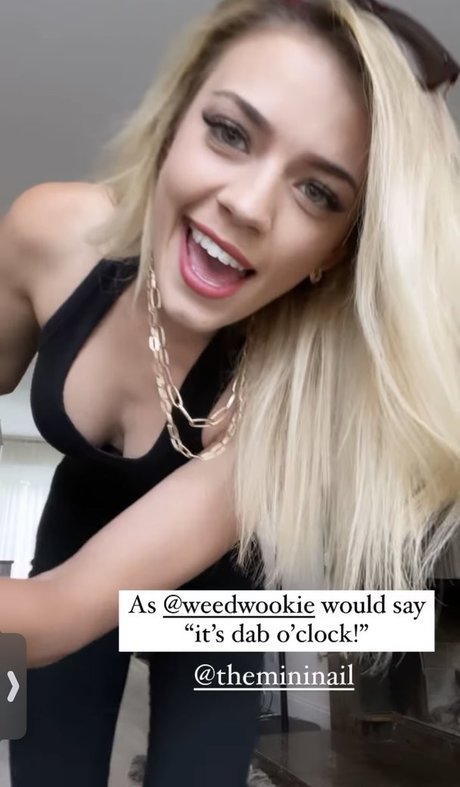 Koala Puffs pornstar hd image