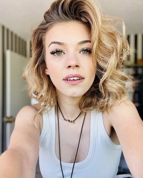 Koala Puffs erotic star img