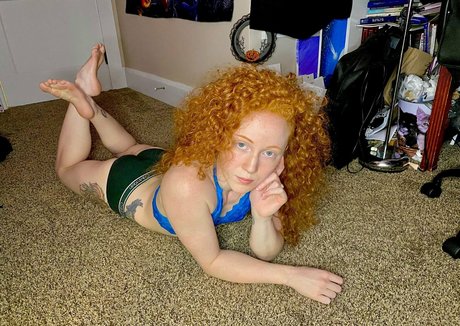 thatredheadedgirl6 xxx star pictures