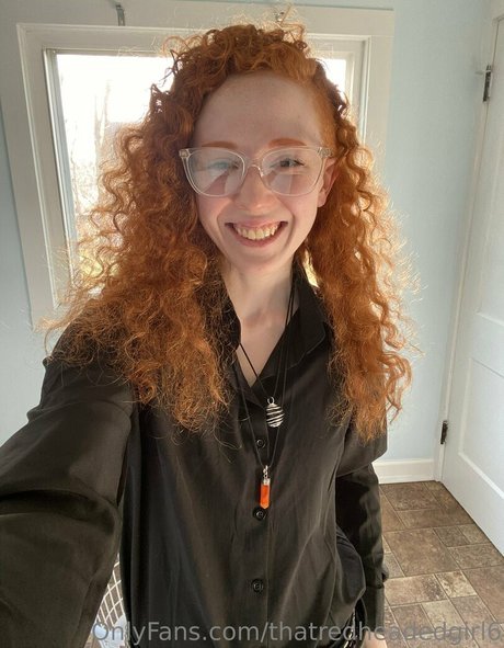 thatredheadedgirl6 beautiful model picture