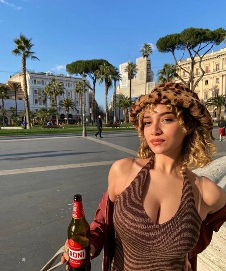 bisou cs high quality model images