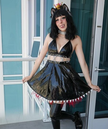 loosh cos perfect actress pic