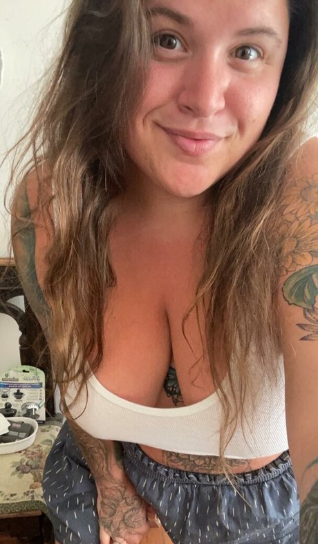 HandfulHeather top pornstar gallery