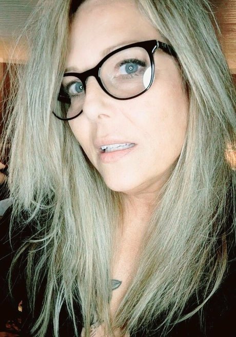 crossdresser onlyfans free xxx photo