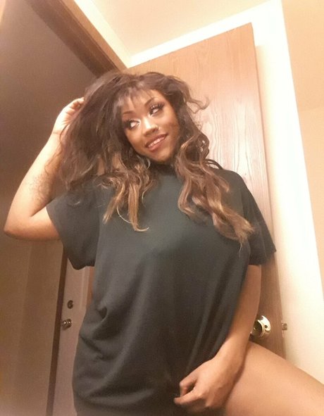 sweeeetcaramella nice actress pics