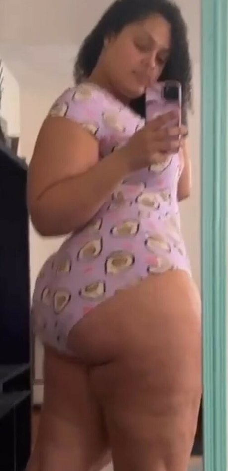 jxlissssaaa naked pornstar photo