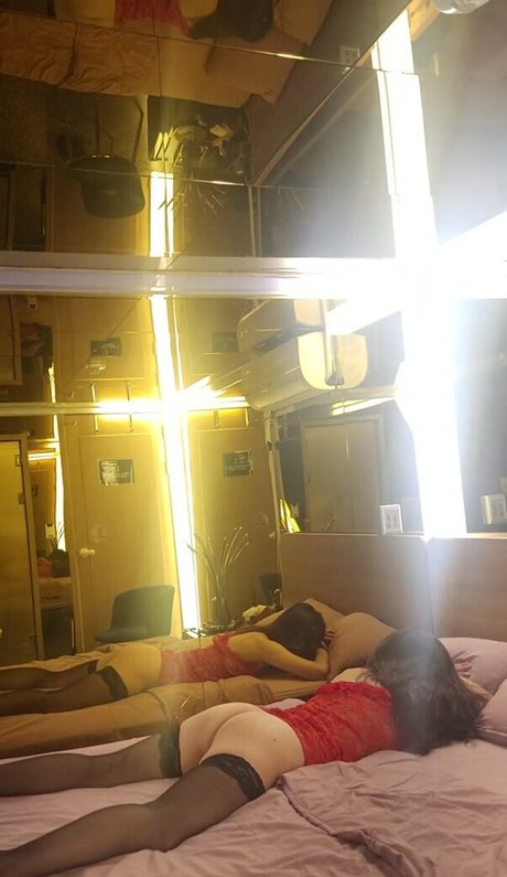 Ring K sex model gallery