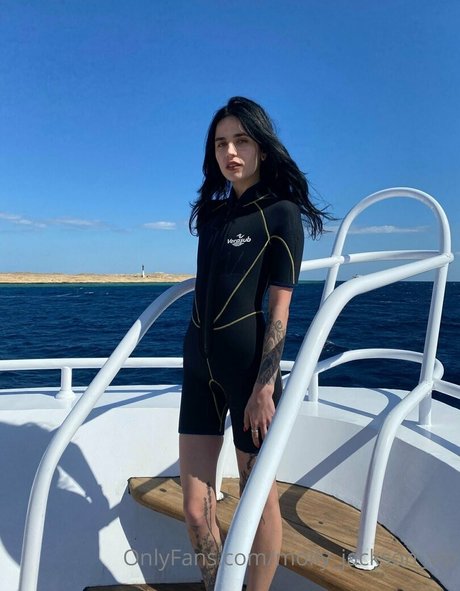 molly jackson vip pornographic model galleries