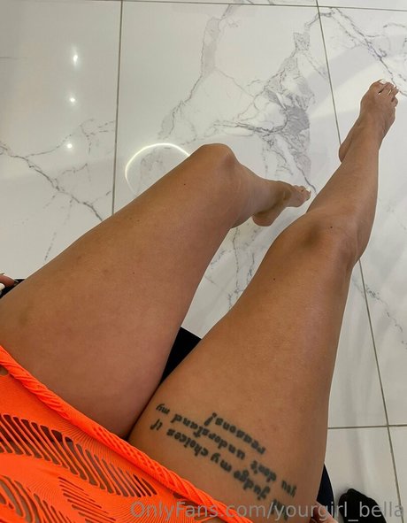 yourgirl bella model xxx picture