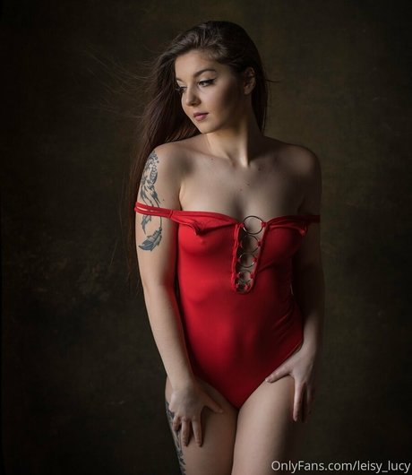Leisy Lucy sexy pornstar image