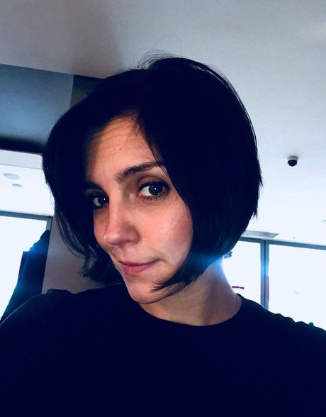 Annabel Scholey hot actress image