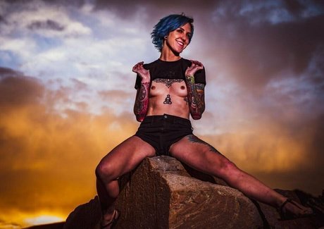 ellabarnettvip perfect model photo