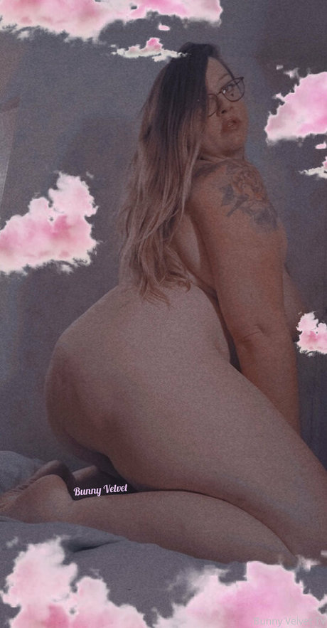 bunnyvelvettvfree best model picture