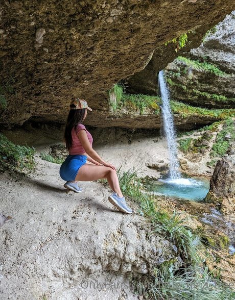 nina love1 free top model photo