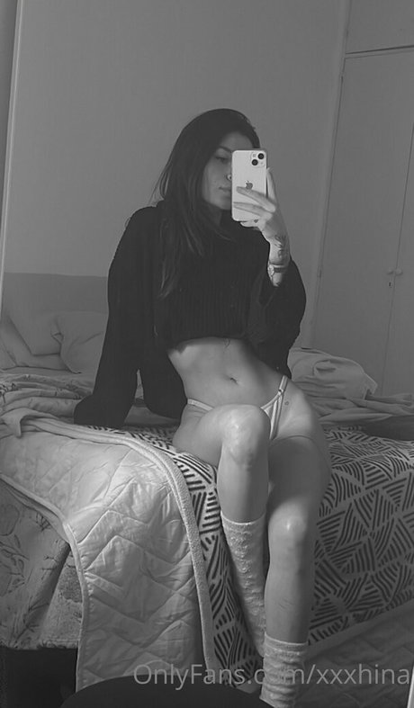 crazy latina nude model picture