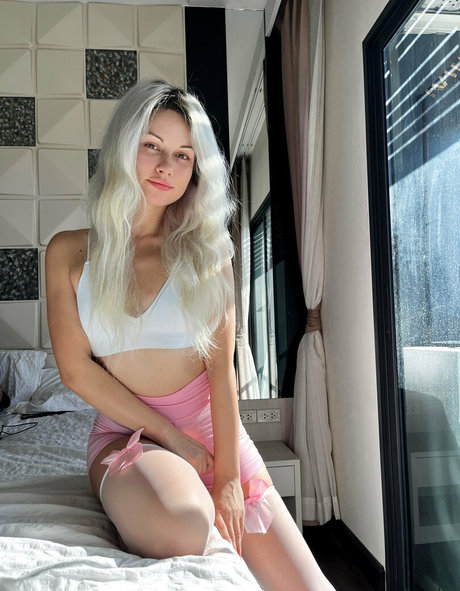 hanneycorn art model images