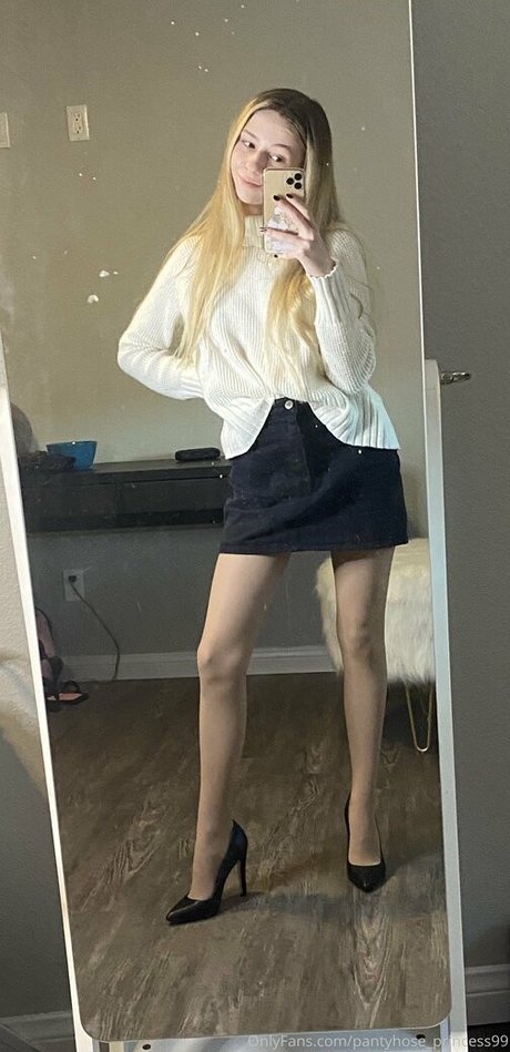 muscle milf onlyfans adult picture