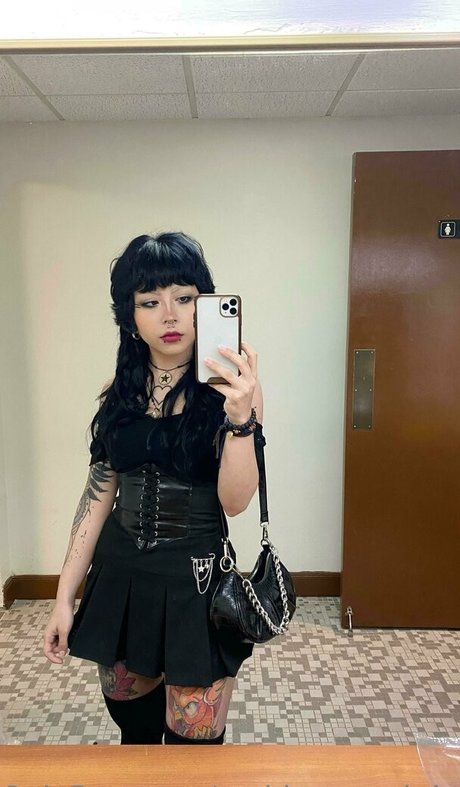 mistressroxybdsm star sex pictures