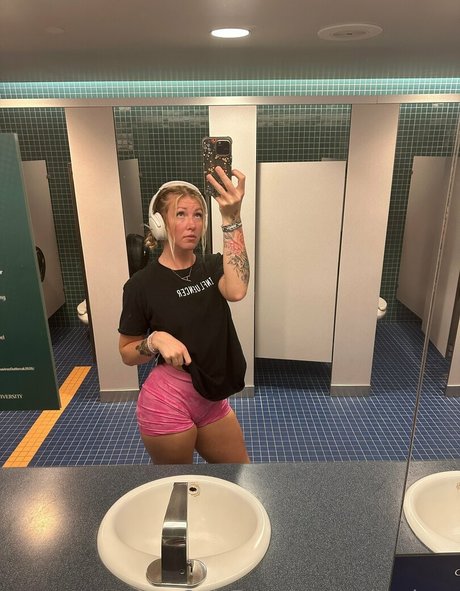 anitaplaya model adult archive