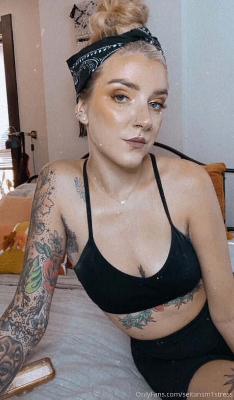 brookes world sex model gallery