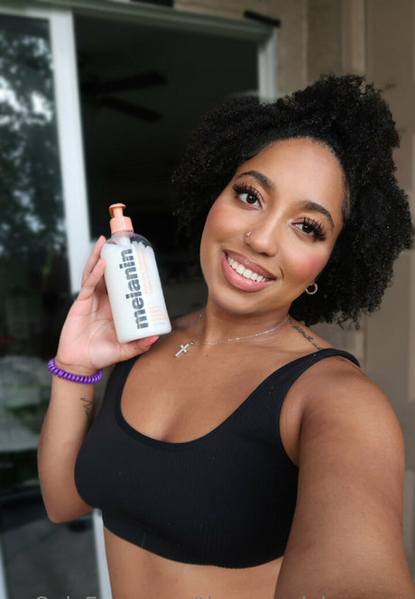 theremedybyreyna model high quality pic