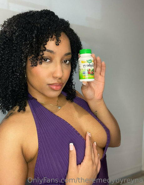 theremedybyreyna model art pictures