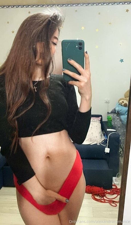 alexandraromance free actress img