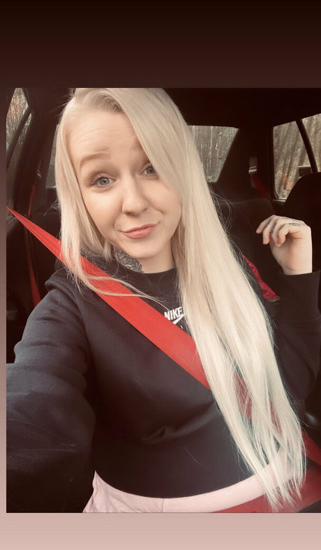 katrina kutiku star adult img