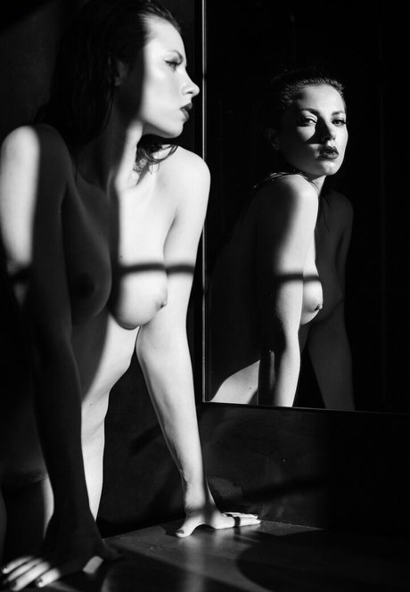 Sophie Natalchuk sexy actress images