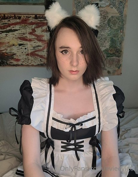 evieevie00 star nudes img