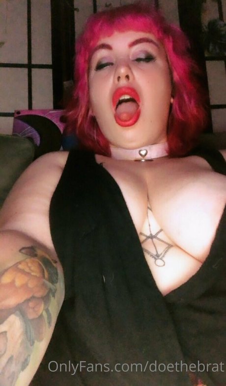 doethebrat erotic actress photo