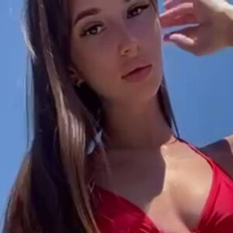 crysstail nude actress image