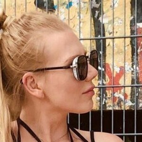 Lady Estelle top actress archive