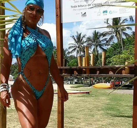 Camila Kiss model xxx images