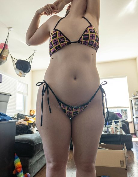 Squishy Apparatus adult star photos