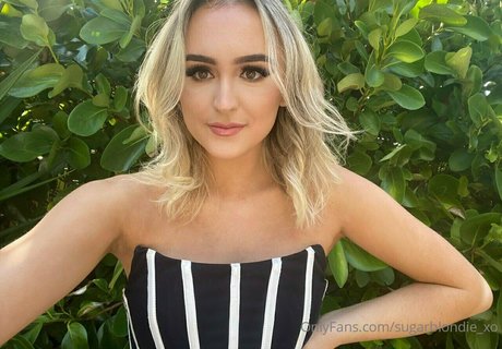 sugarblondie xo erotic star image