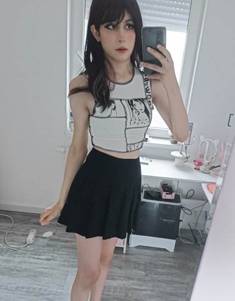 Puruchuu model high quality gallery