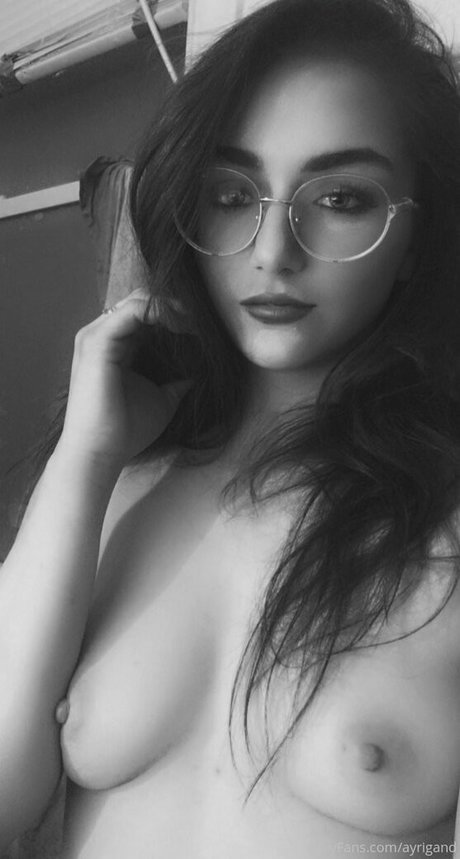 aevimari pornstar nice image