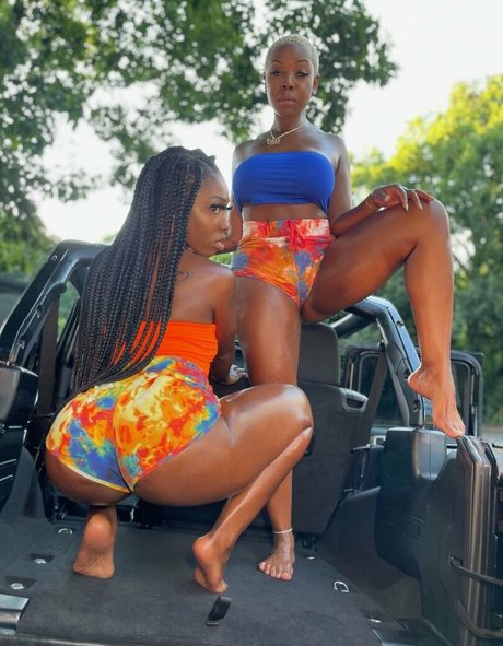 mirascarlett star hot picture