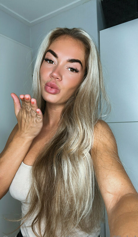 shemale dominatrix onlyfans xxx pictures