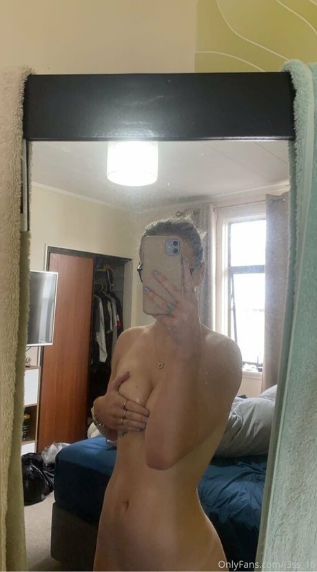 slxttycandy art model picture