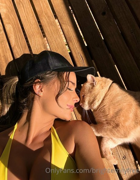 brightemilyfree perfect pornstar img