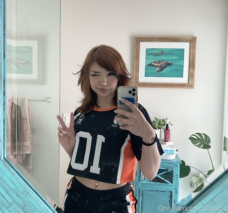 yourluvrgrl star image