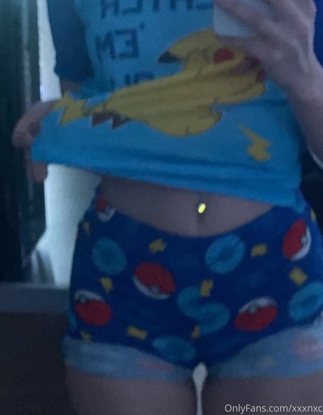 yourluvrgrl naked actress images