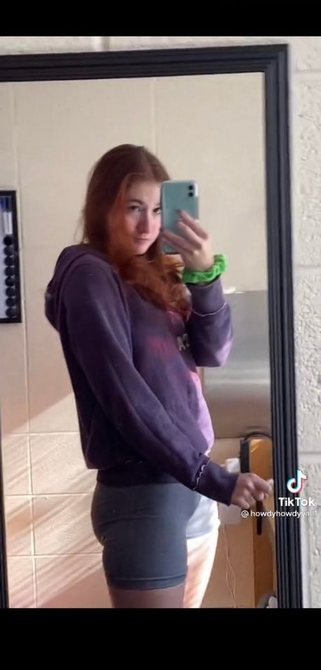 Howdyhowdyyall1 xxx star galleries