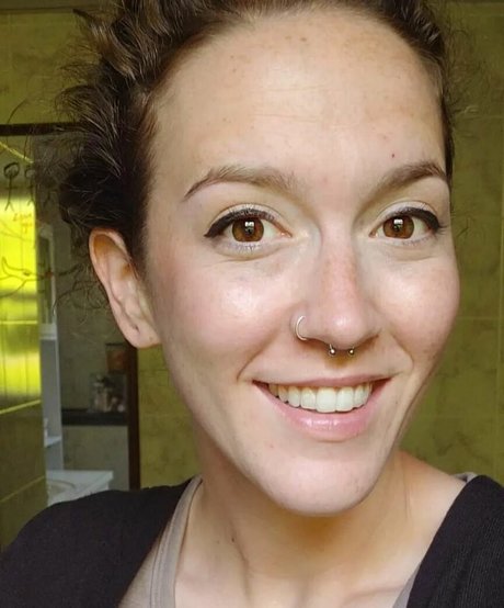 etidsteaz29 pornographic model picture