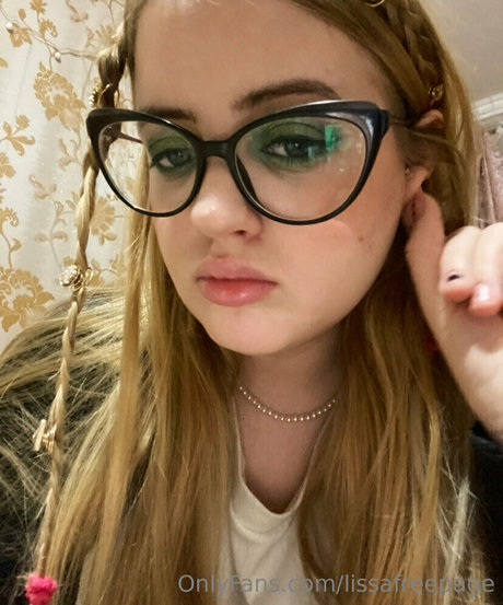 lissafreepage star adult photos