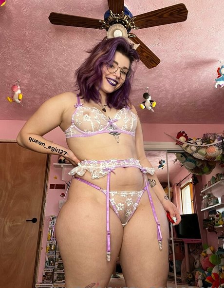 queen egirl27 model galleries