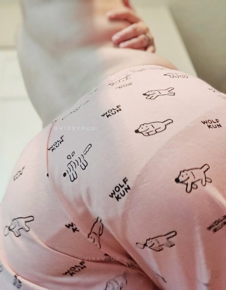 vixxypup model beautiful pics