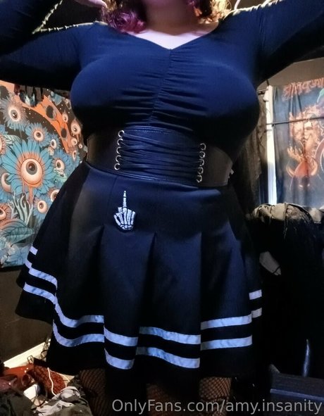 amy insanity model art gallery